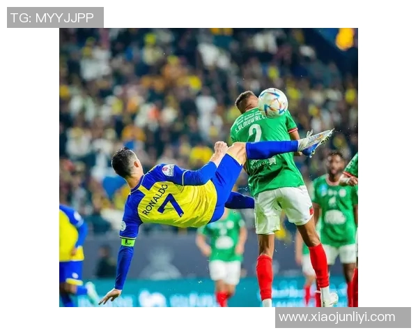 哈维西蒙斯的崛起与未来展望:年轻球员如何在足球界书写传奇 哈维西蒙斯的崛起与未来展望:年轻球员如何在足球界书写传奇