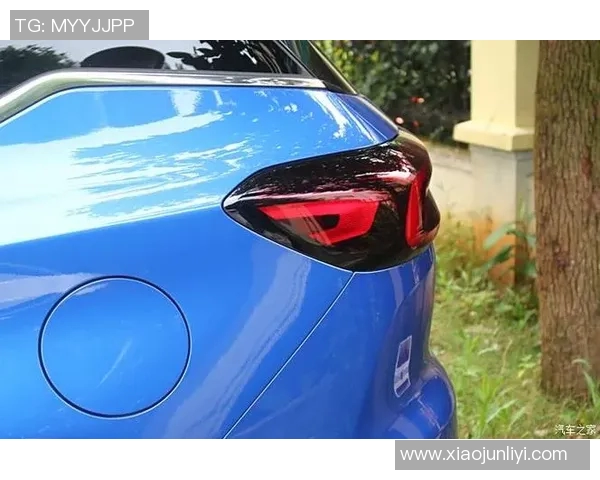 车模与篮球明星的完美碰撞展现运动与时尚的魅力与激情